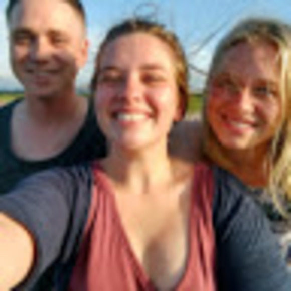 Meet your Posher, Jocelyn - Picture 1 of 1